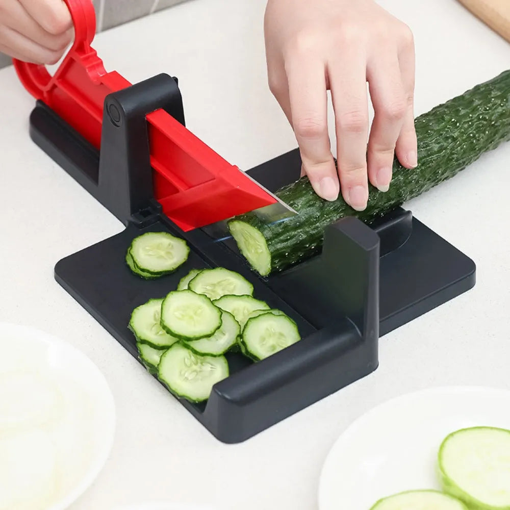 Green and red vegetable cutting machine with stainless steel blades for carrots and potatoes