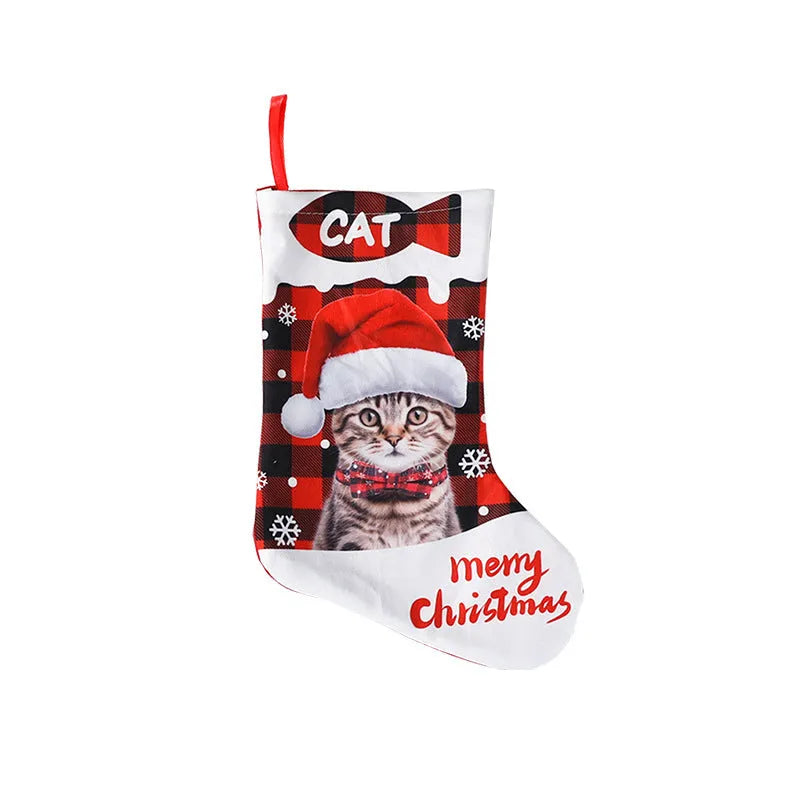 Printed plaid puppy and cat Christmas decoration in American style measuring 26x36cm on cloth material
