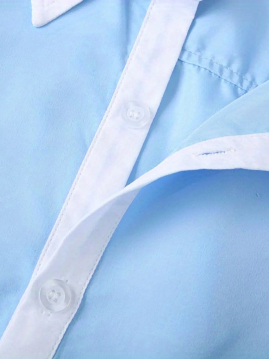 Blue long-sleeved business shirt for teenagers with white contrast collar and cuffs