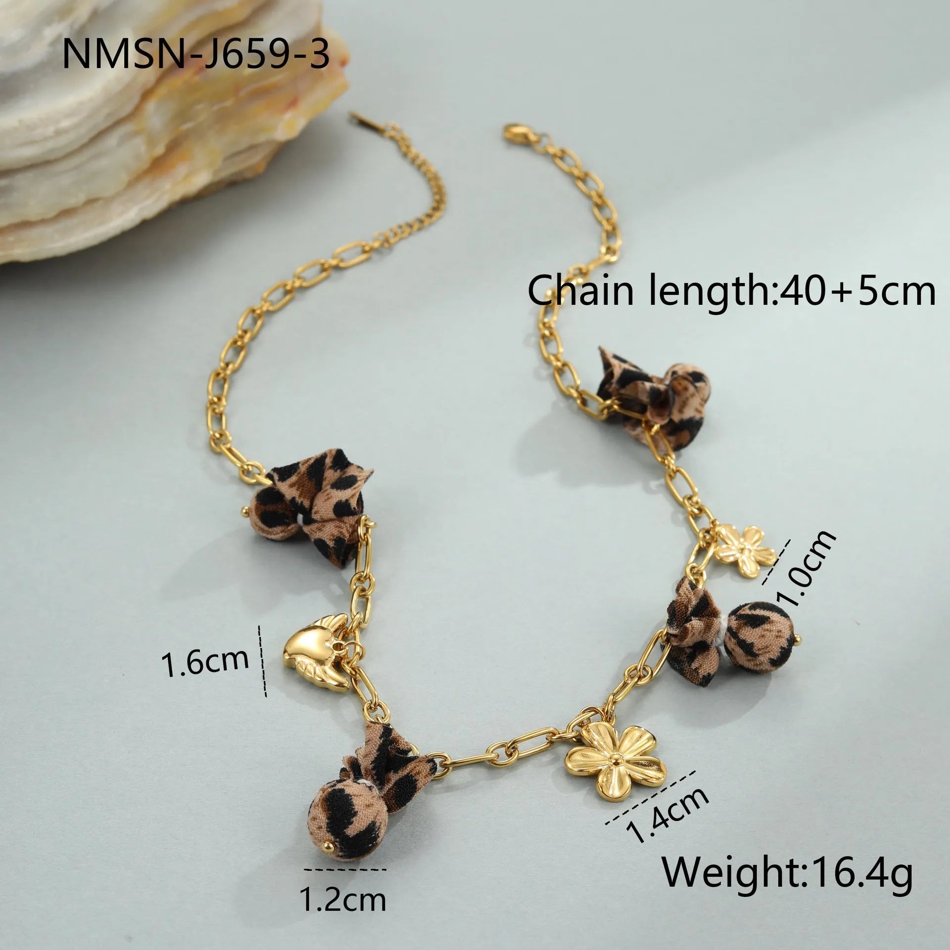 Leopard pendant with heart and flower elements on stainless steel necklace, electroplated 18K finish
