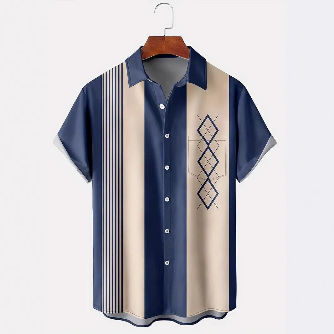 Men's plaid pattern short-sleeved shirt with lapel collar in loose fit regular cut cardigan style