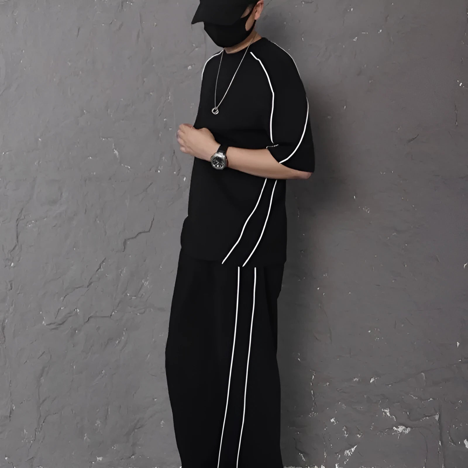 Summer women's sporty casual two-piece set in black suit with colour-blocking trim, short sleeve top and long pants