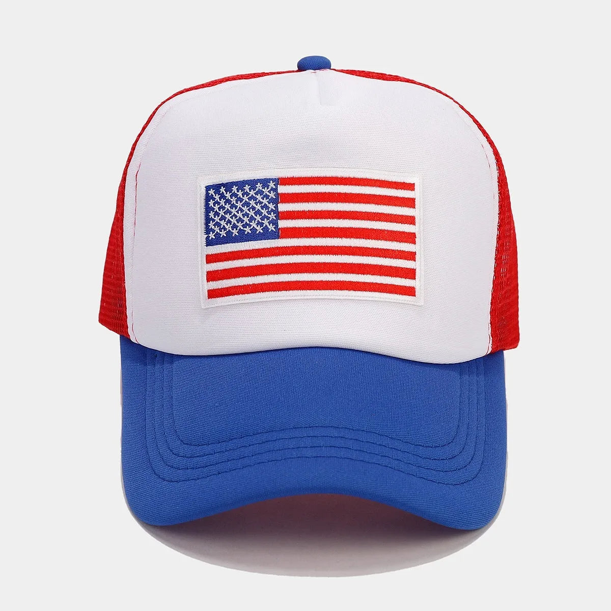 Adjustable baseball cap in red or blue space cotton mesh fabric with dome crown