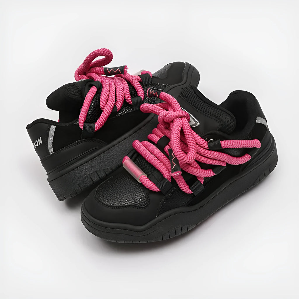 Unisex low-top casual shoes in denim blue with mesh upper, rubber sole, and round toe.