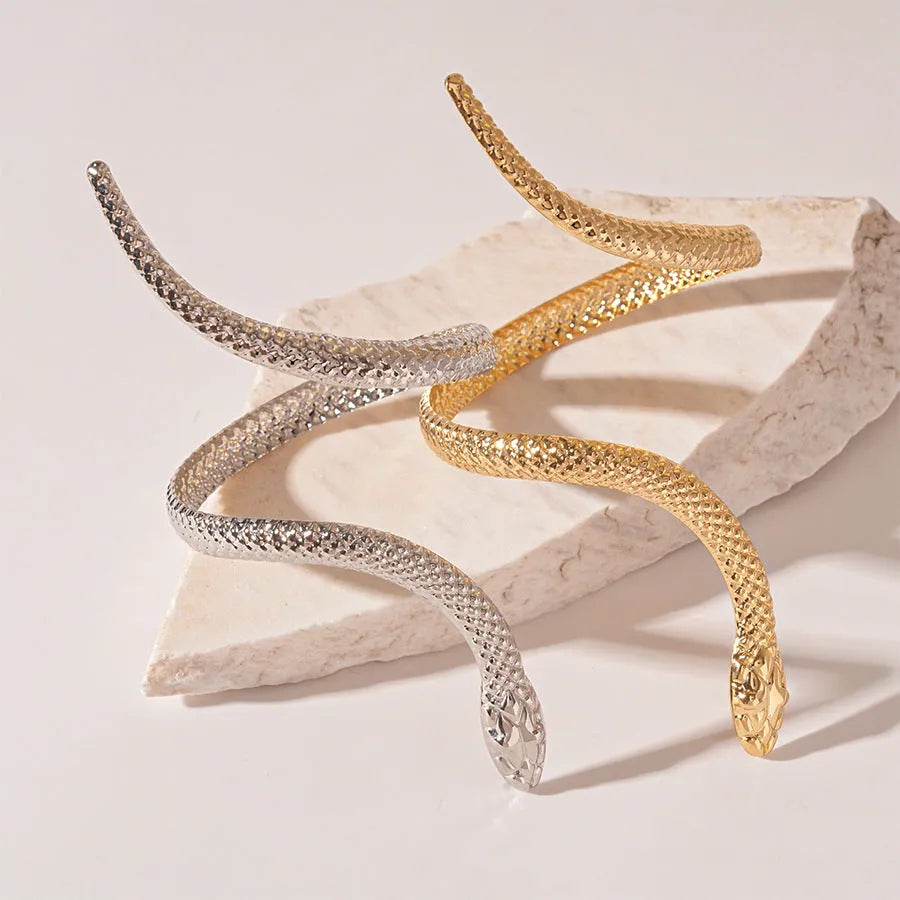 Twisted snake design ring and bracelet set in electroplated gold or silver metal