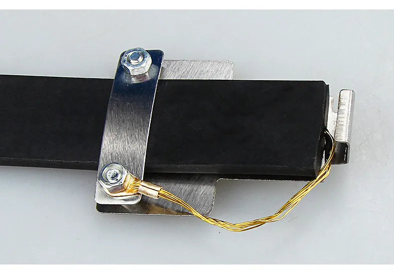 Black rubber car electrostatic grounding chain measuring 370mm with copper wire for vehicle static discharge