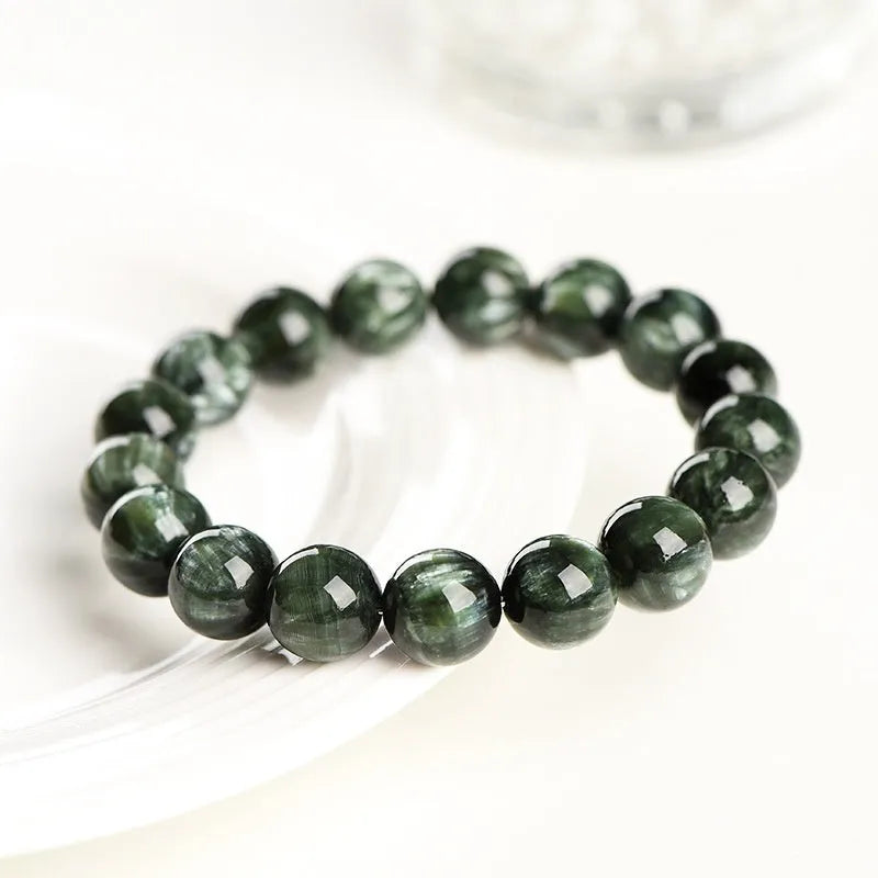 Green Dragon Crystal bracelet with 8-9mm round beads and Ruyi symbol