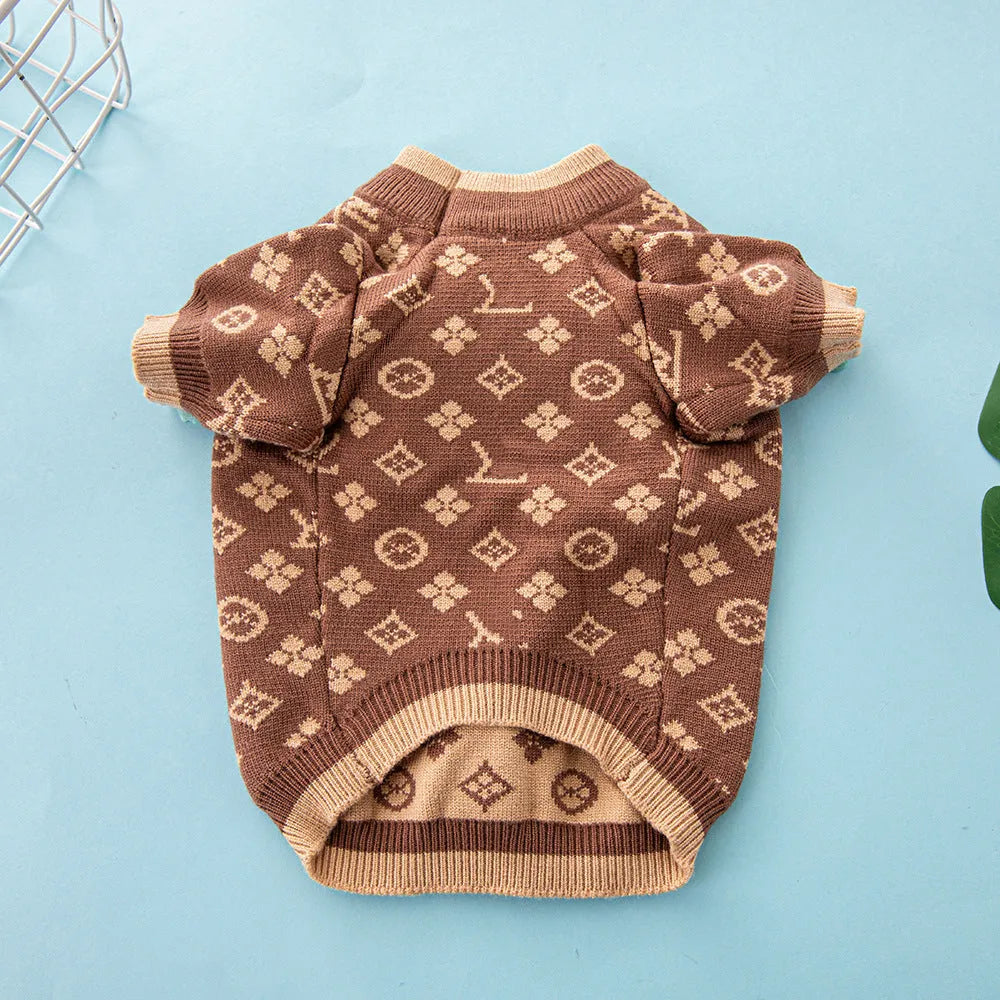 Wool dog sweater for autumn winter wear in European American style available multiple sizes