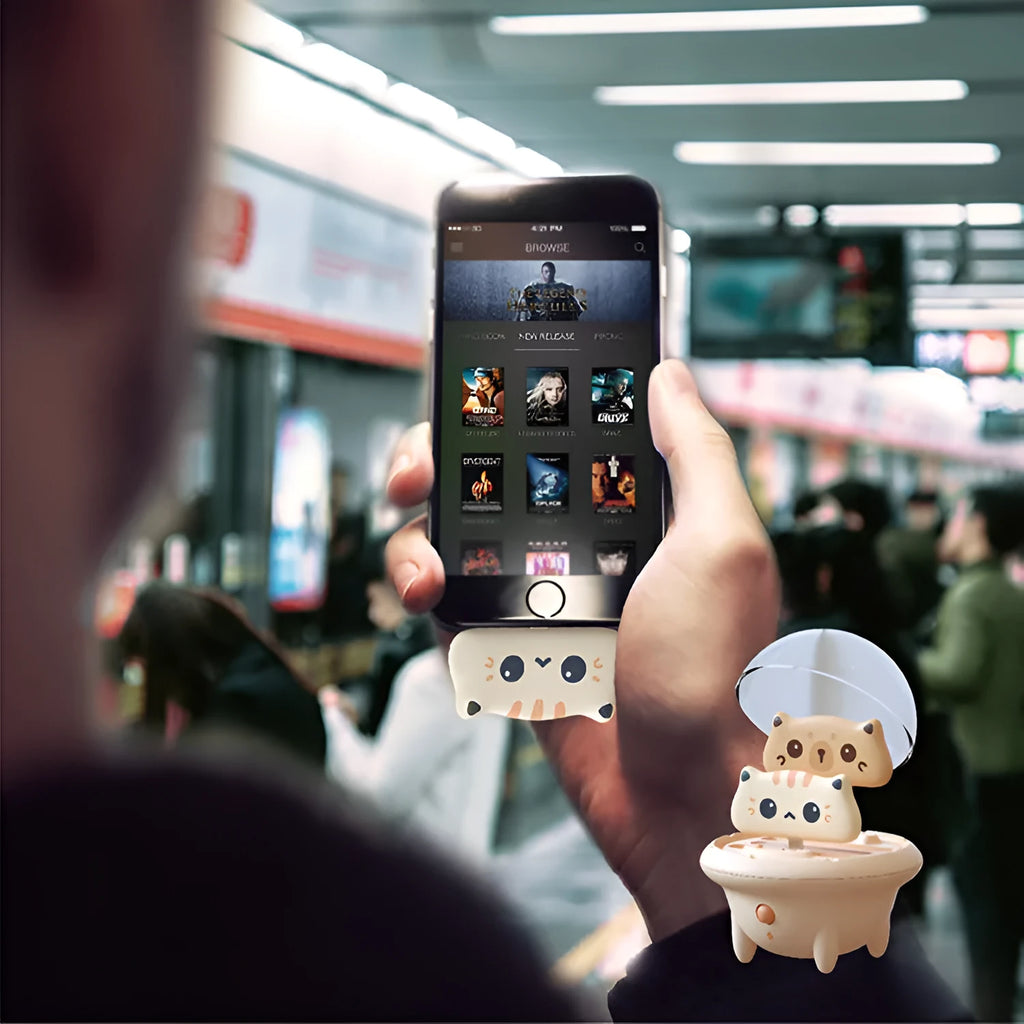 Cartoon bear or cat design plastic power bank charger compatible with Apple iPhone and Type C devices