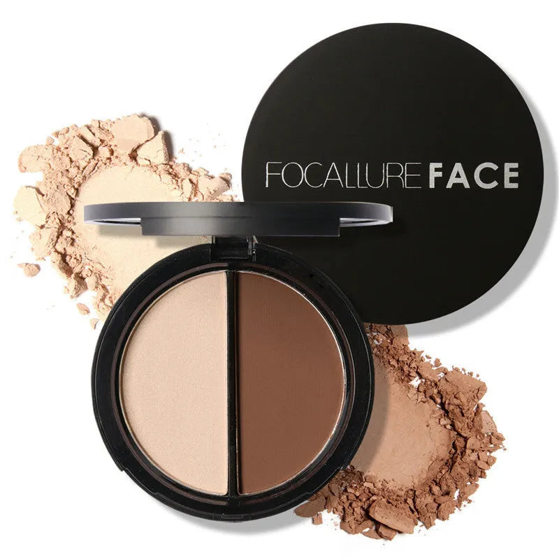Buzz-Worthy bronzer and highlighter palette in a compact case measuring 18x75mm with three colour options