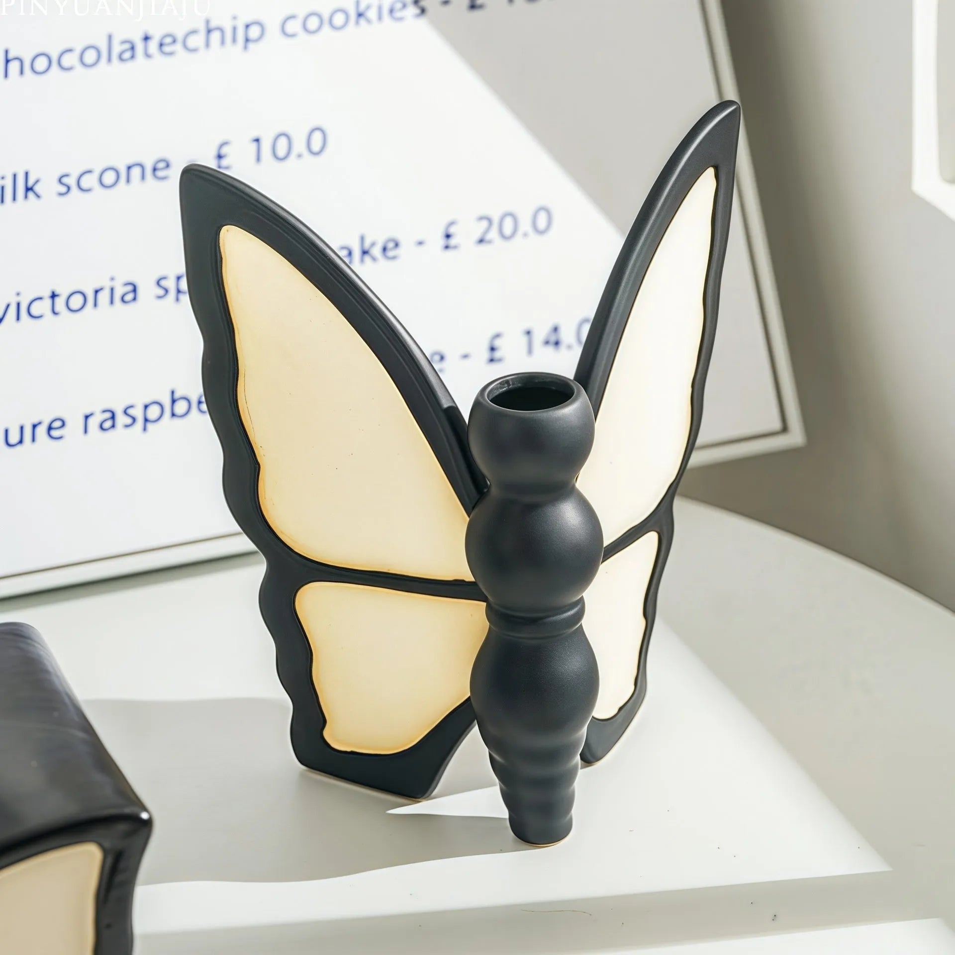 Ceramic butterfly vase and matching tissue box set in light luxury style for living room