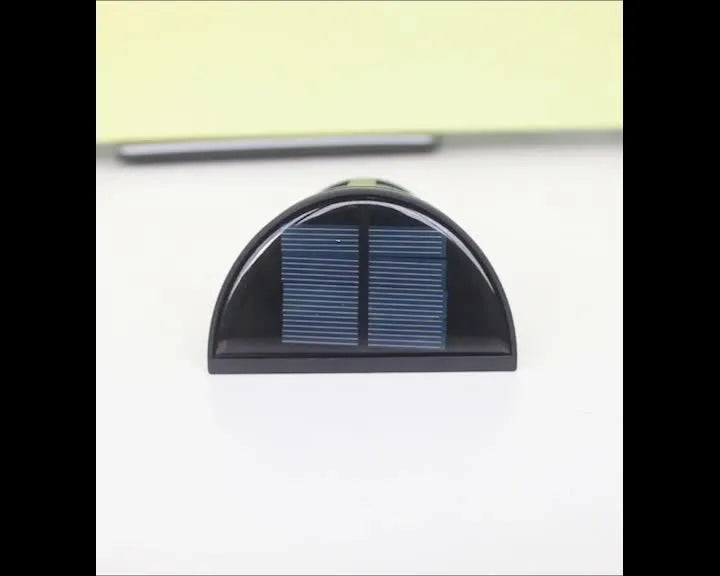Solar wall lamp with 6 LED lights for outdoor garden lighting with IP65 waterproof rating