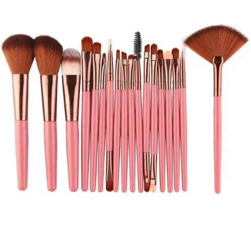18-piece makeup brush set with fan-shaped cosmetic tools for professional application