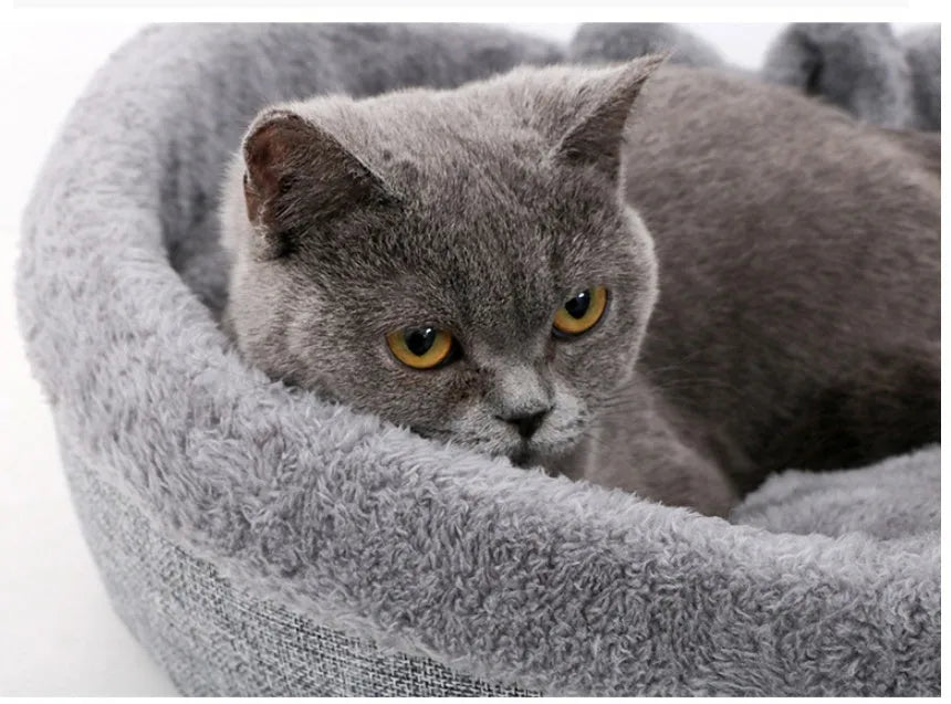 Heart-shaped soft cloth pet bed in grey and pink sizes M L XL for cats and dogs