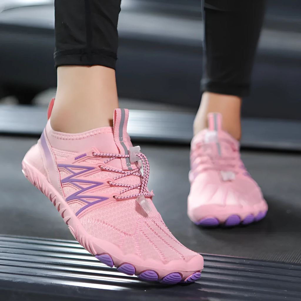 Indoor fitness training shoes with rubber sole and mesh lining in L2025 colour options