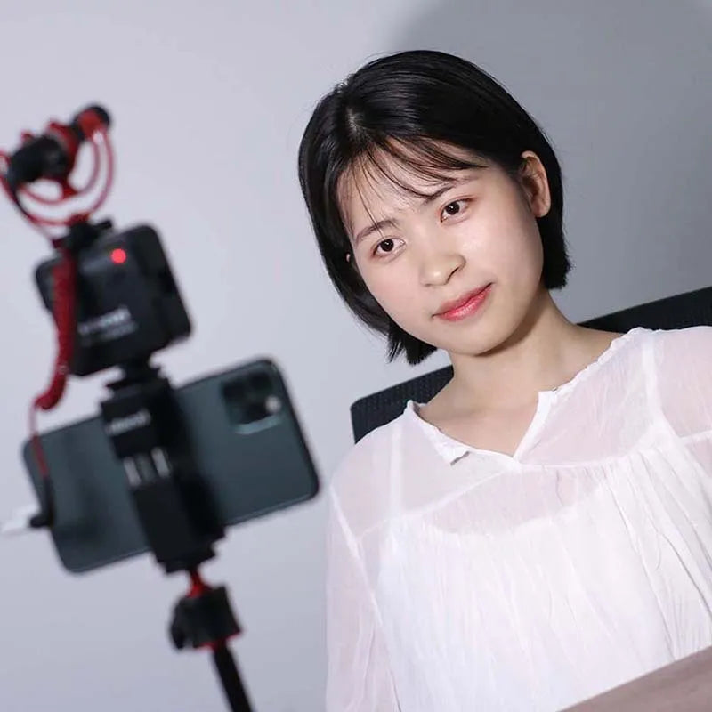 Mini LED photography light with built-in lithium battery, 6W 5500K, dimmable, 10.5x8x4 cm, black colour