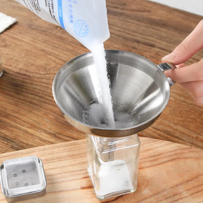 Small mini funnel made of 201 stainless steel with fine filter sieve layer and 1.6cm tube thickness