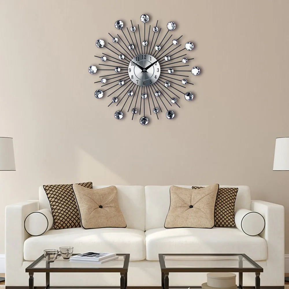 Silver round metal wall clock with 33cm diameter showing silent quartz movement