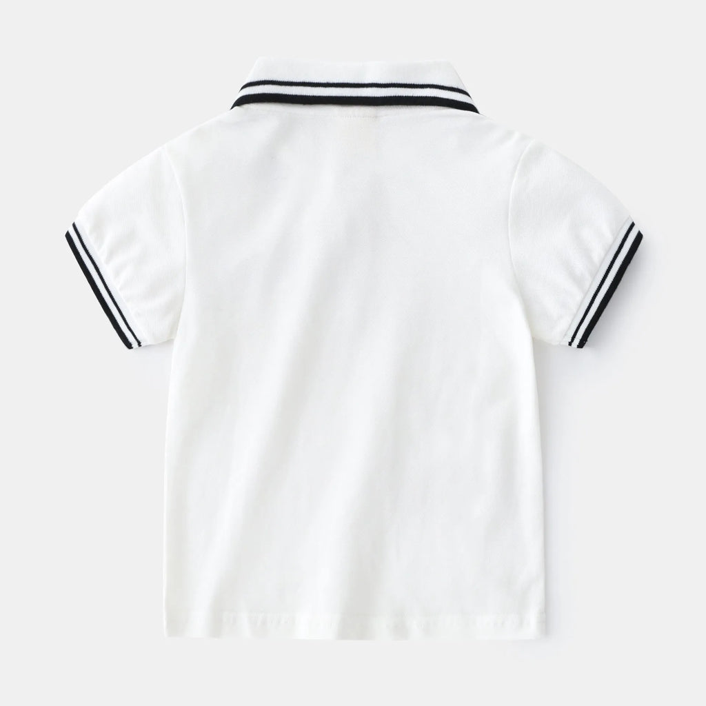 Boys' white polo shirt with round neck and short sleeves for summer wear