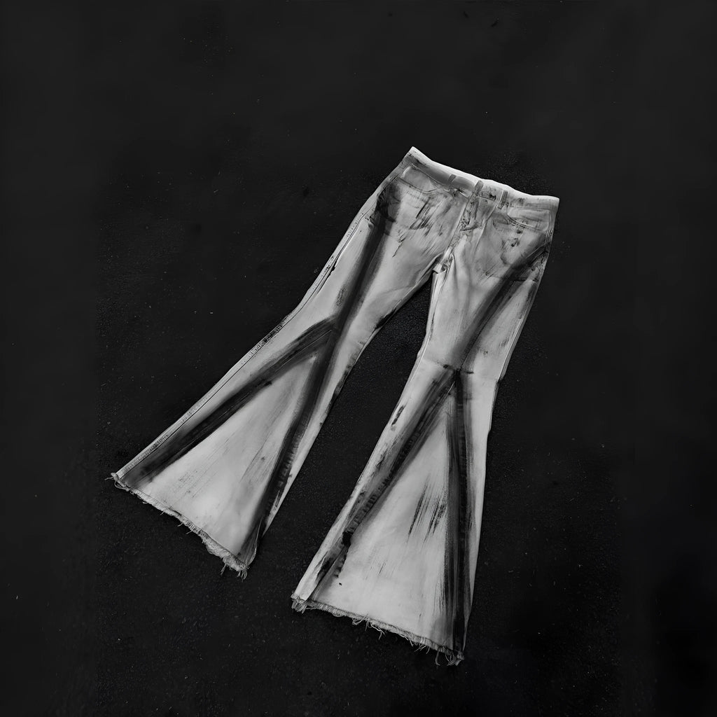 Retro heavy rough selvedge jeans with black ribbon gradient wash on white denim