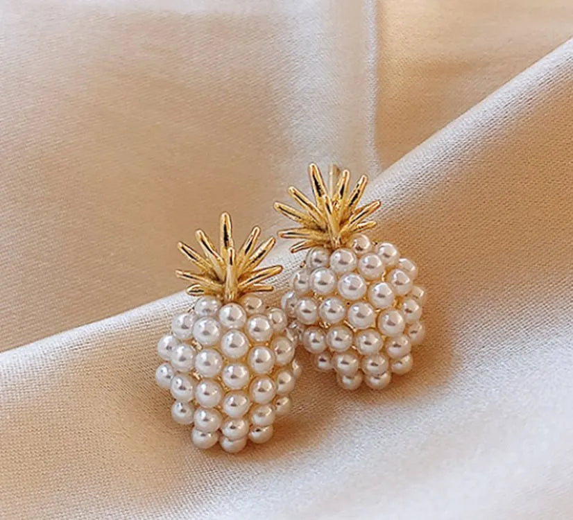 Korean-style pineapple starfish pearl earrings in alloy with electroplated metallic finishes