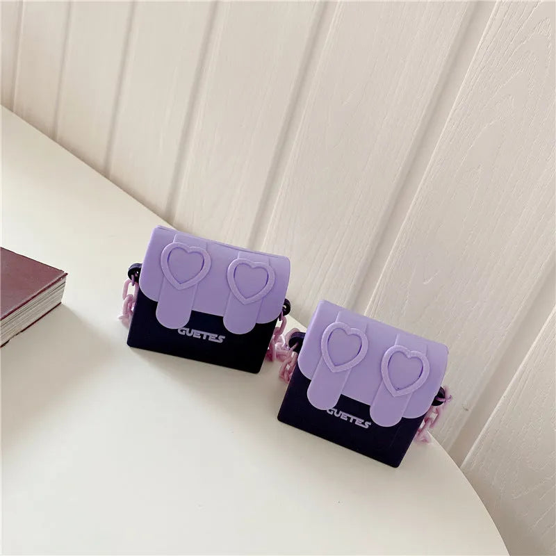 Silicone clamshell earphone case with chain bag in purple, compatible with AirPods Pro and AirPods 1/2
