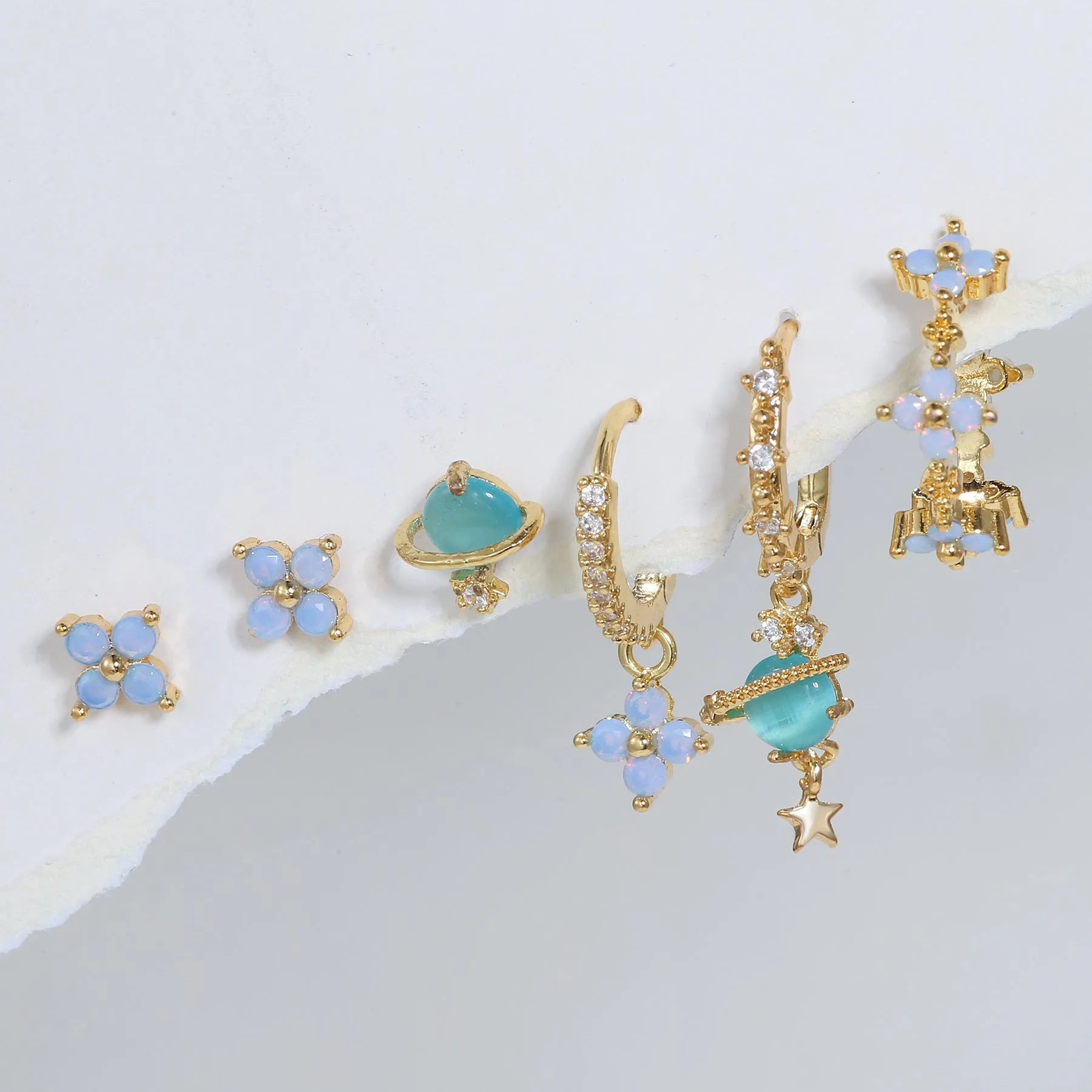 Japanese Korean sweet girl earrings with blue protein flower nail zircon mosaic design in gold or silver colour