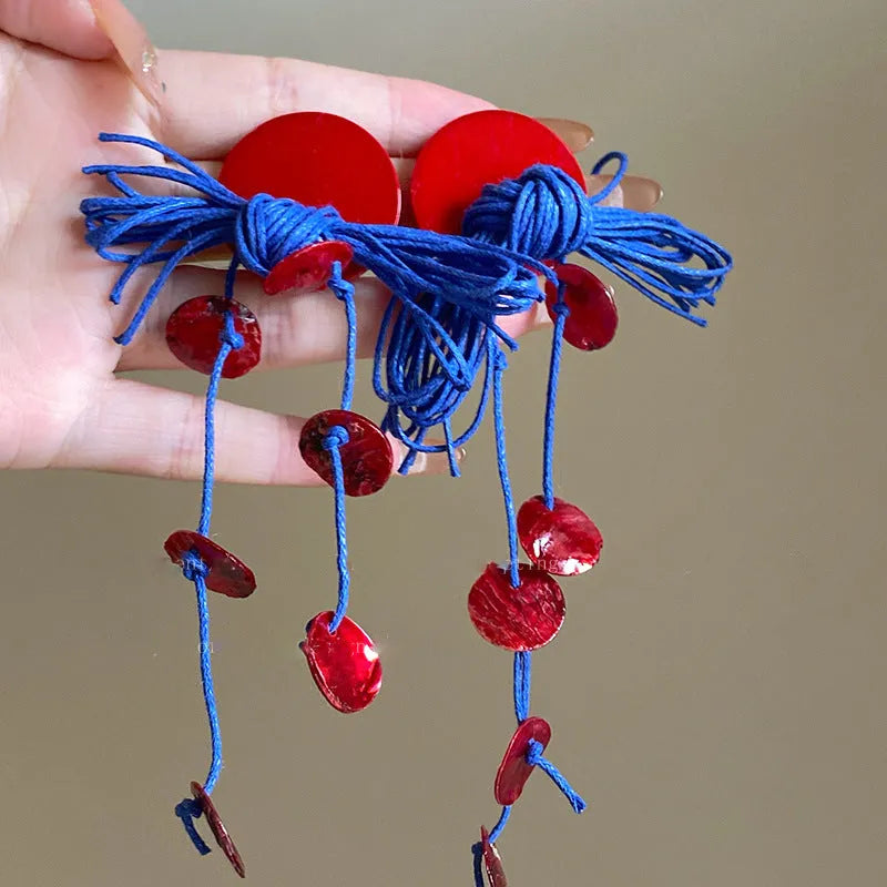 Geometric women's earrings with cloth construction and silver needle-blue resin flower colour