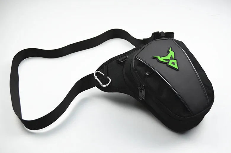 0105MC motorcycle thigh bag in choice of colours, showing adjustable straps and 1200D Oxford fabric.