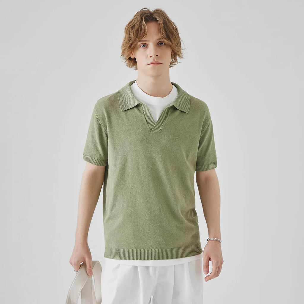 Summer knitted short-sleeved solid colour polo collar casual t-shirt in white front view