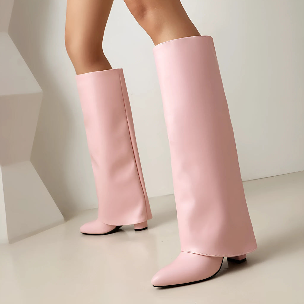 Women's black thick high heel boot with high cylinder length and sewing line detail on artificial PU upper