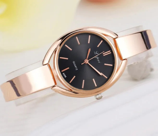 Women bracelet quartz wristwatch round dial silicone strap alloy case pin buckle silver rose gold