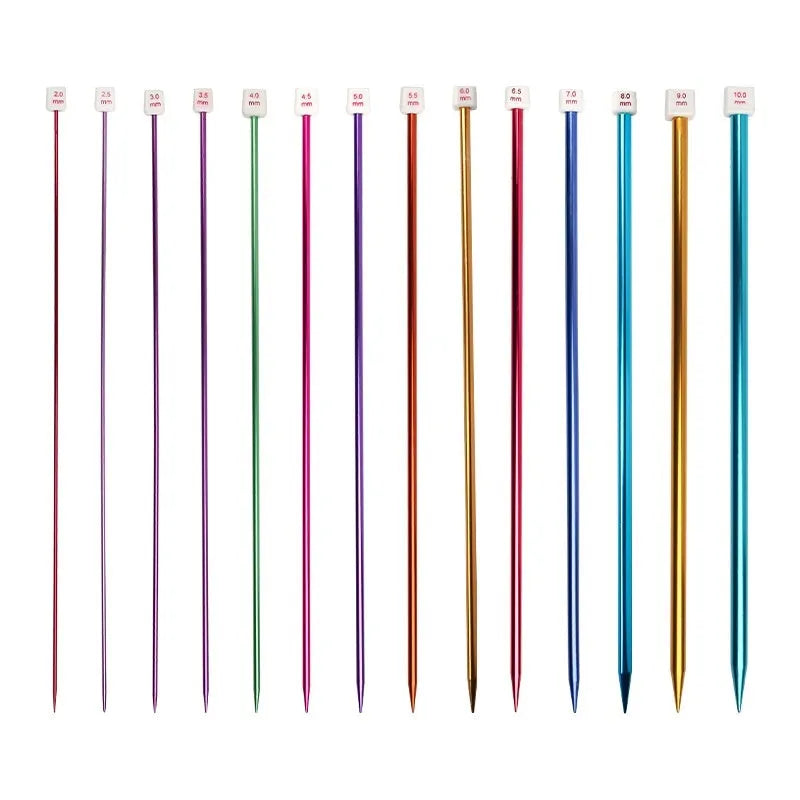 Set of aluminium crochet hooks with rubber grips in fourteen sizes from 2.0mm to 10.0mm