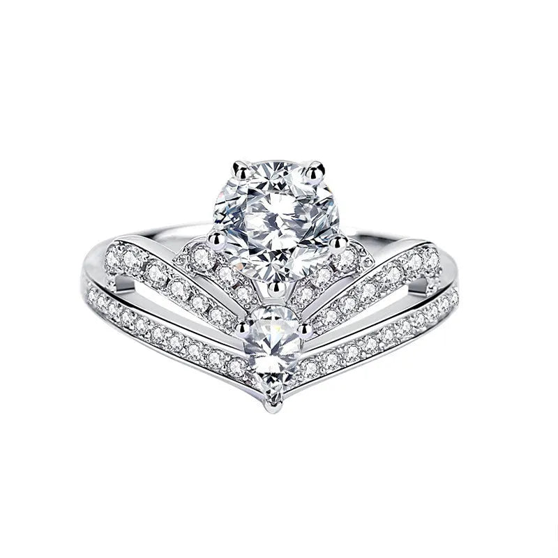 Women's sterling silver moissanite ring with crown shape in white/blue/pink colour