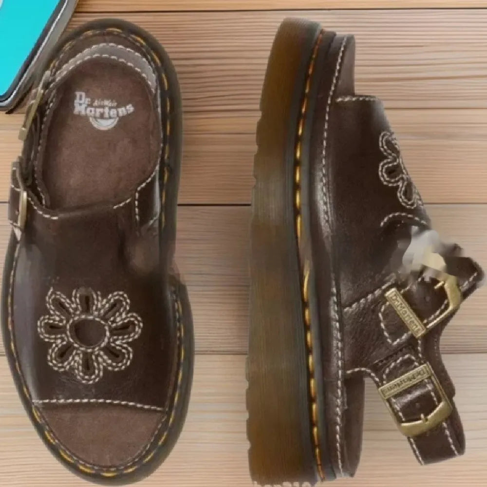 Men's black embroidered floral pattern beach sandals with flat heel showing size range