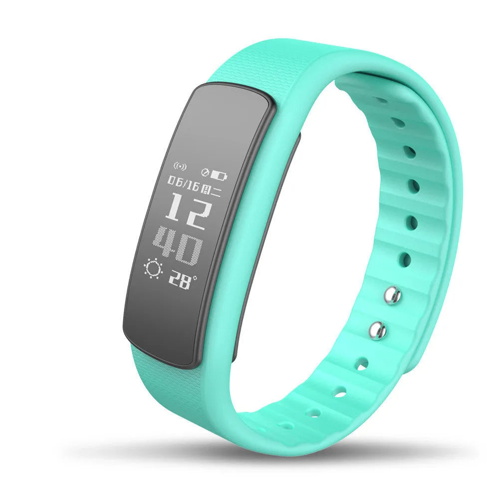 I6 smart sports bracelet with 0.96 inch display in black or green colour options showing fitness tracking functions