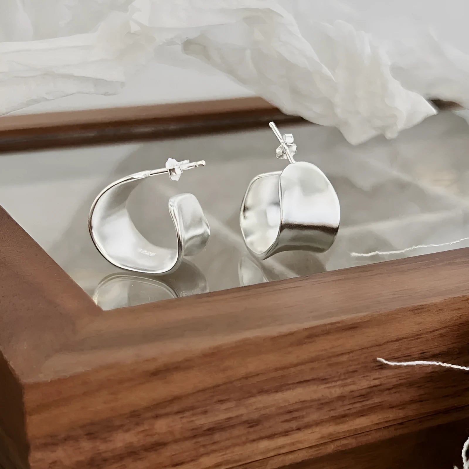 925 silver wide irregular curved ear studs 12x17.5mm electroplated finish for women