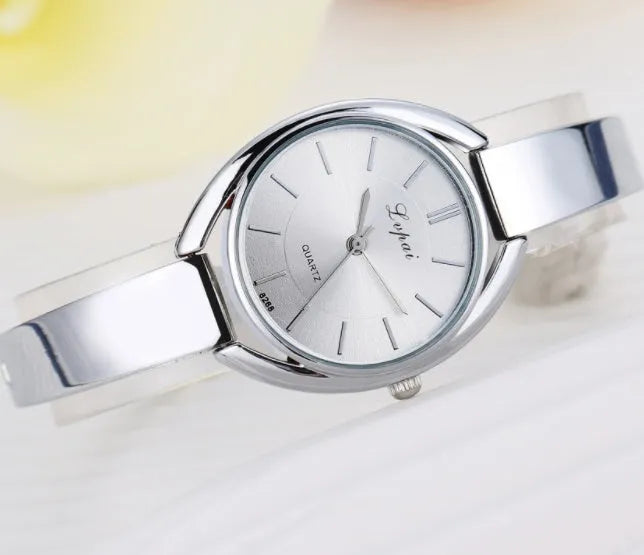 Women bracelet quartz wristwatch round dial silicone strap alloy case pin buckle silver rose gold