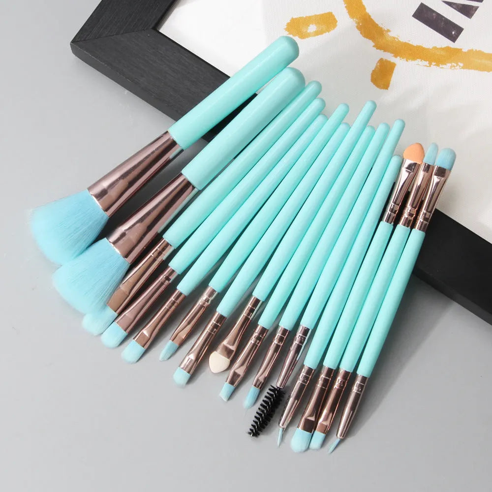 18-piece makeup brush set with fan-shaped cosmetic tools for professional application