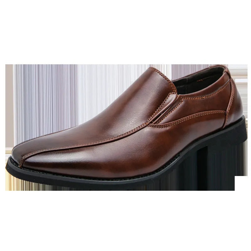 Men's black patent leather casual shoes with pointed toe design and rubber sole