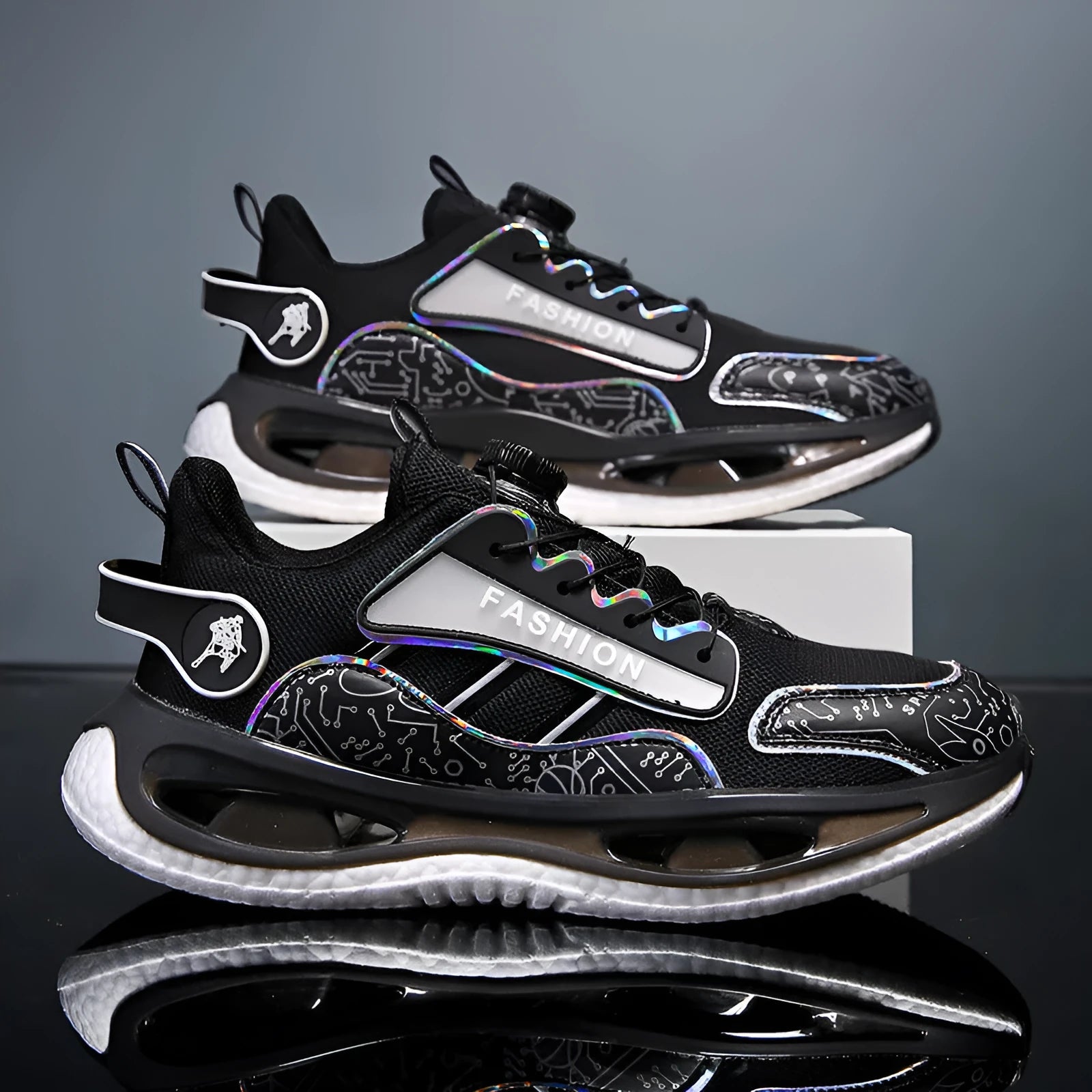 Men's low-top mesh sports shoes in black with an elastic band closure and a textured popcorn TPU sole.