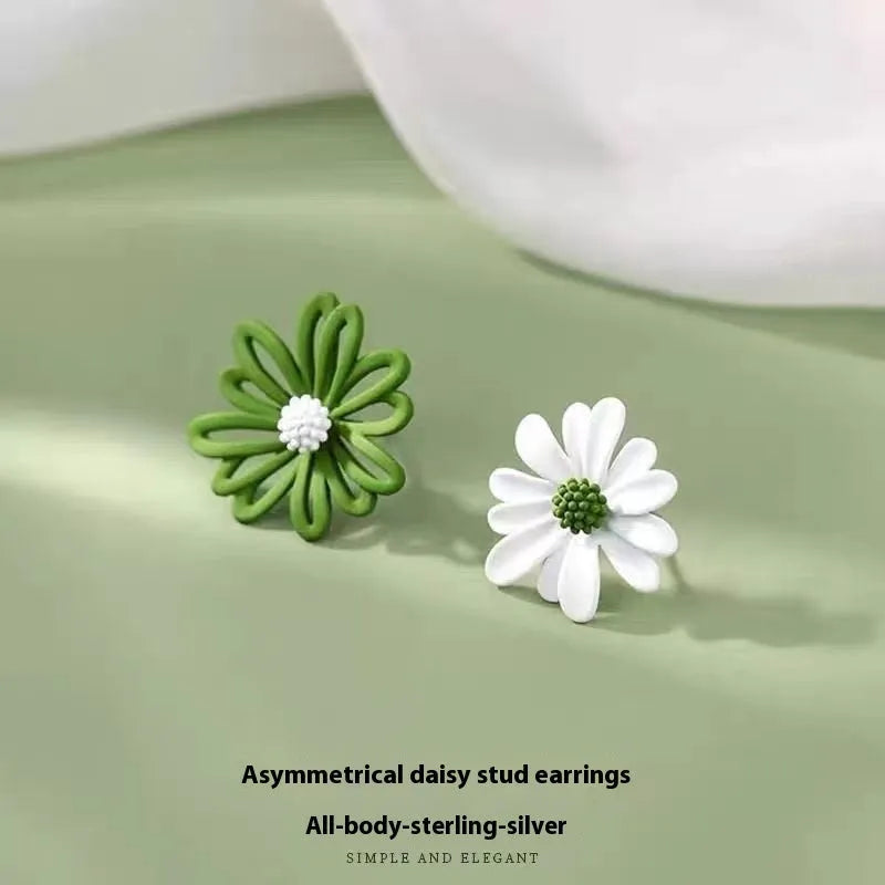 Women's alloy cartoon flower stud earrings showing blue and orange, white and green, and yellow and white colour combinations