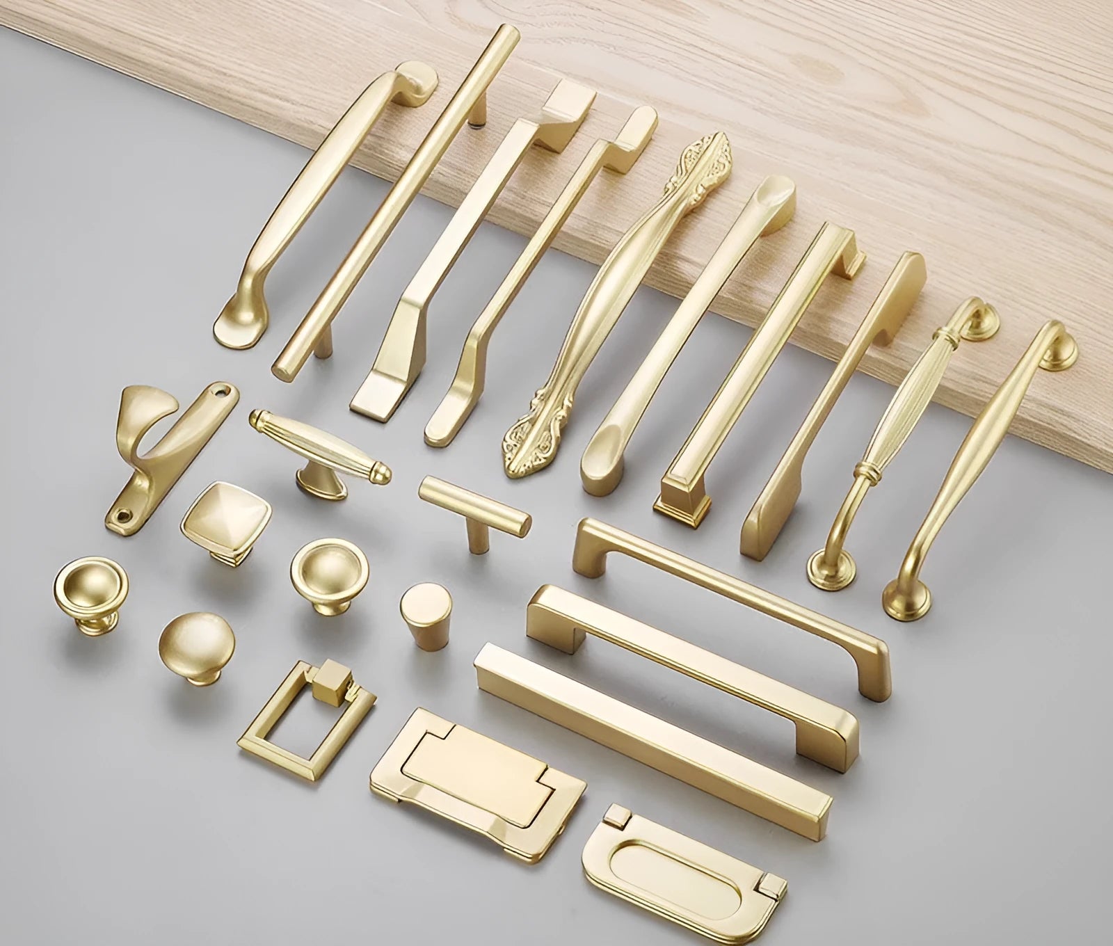 Gold T-shaped aluminium alloy cabinet handle with single hole fitting
