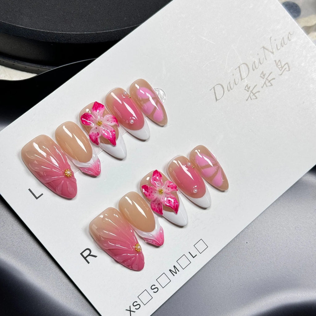 French style artificial nails with 3D Lily Fluid Ice Flower design in almond shape.