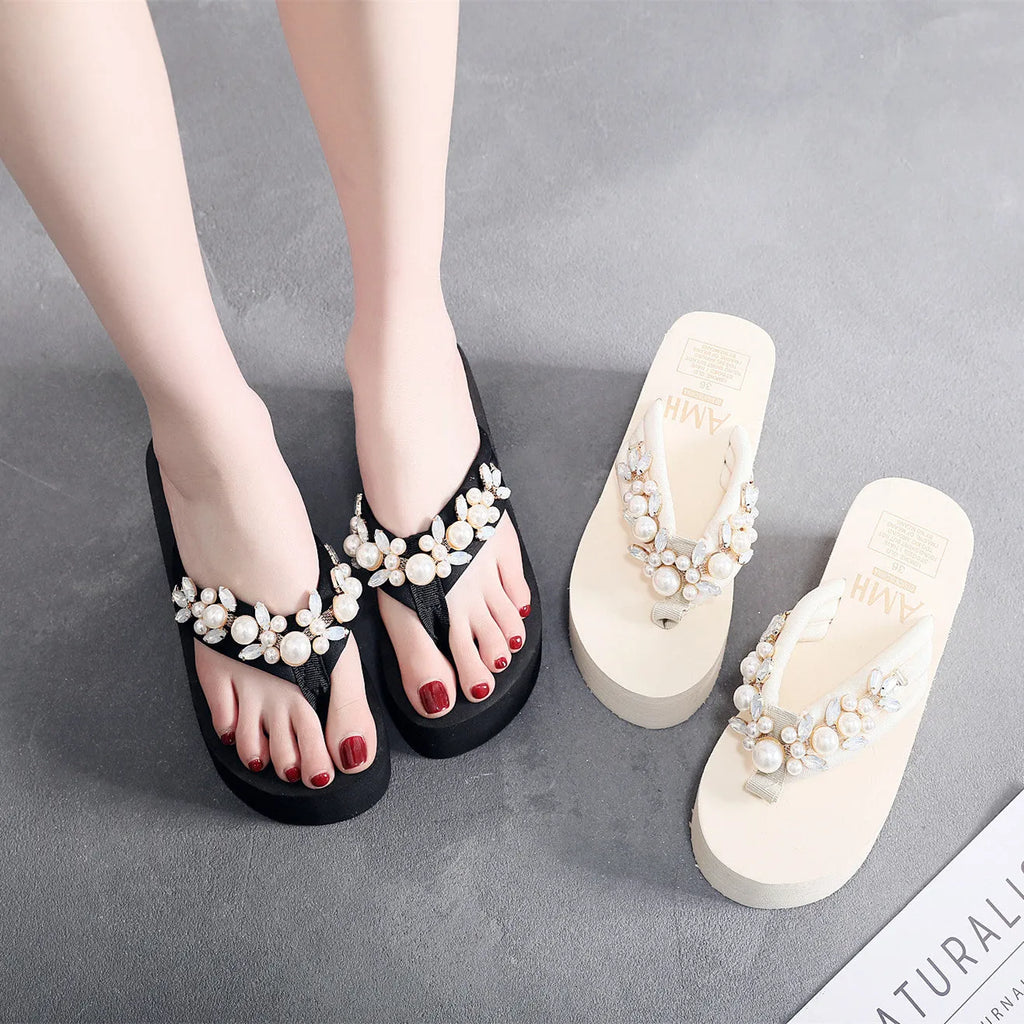 Women's high-heeled flip-flop in beige with a cotton cloth upper, shown from the side.