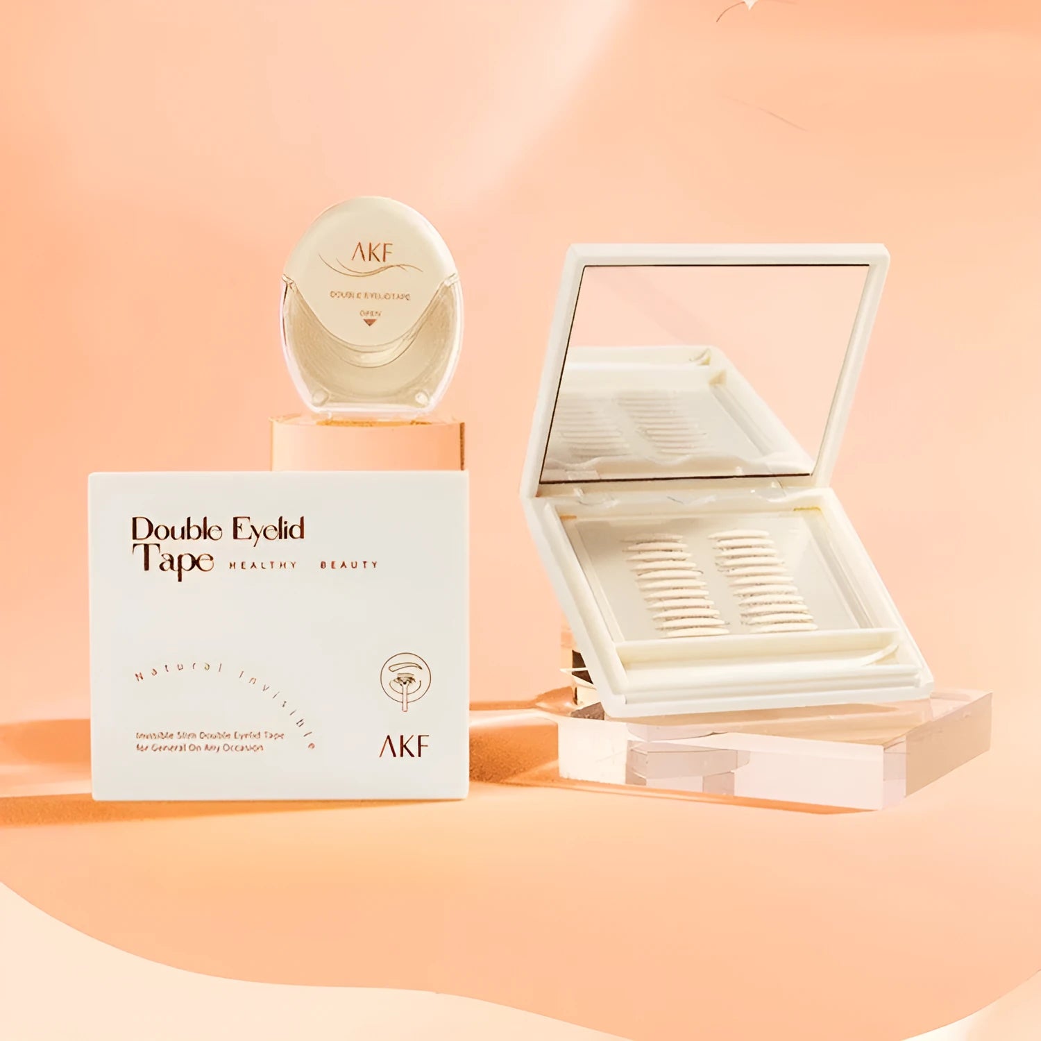 Roll of lace double eyelid stickers with 120 patches in choice of Crescent S, M or Olive M.