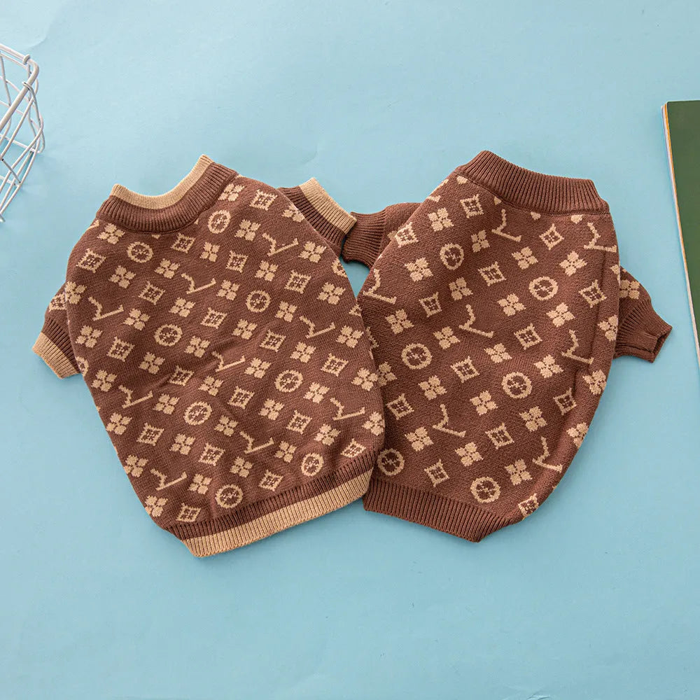 Wool dog sweater for autumn winter wear in European American style available multiple sizes