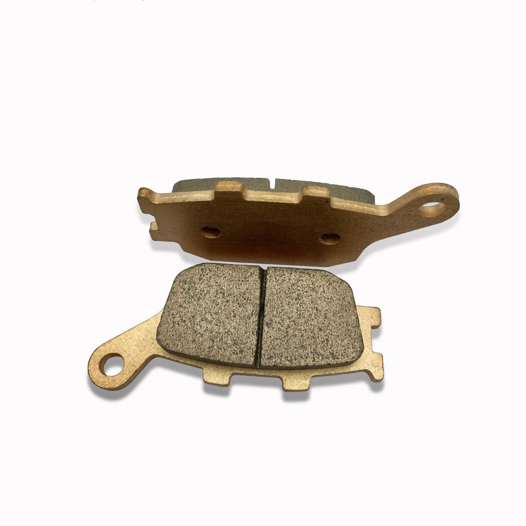 Set of black sintered rear brake pads for Honda CBR954RR and CBR929RR motorcycles
