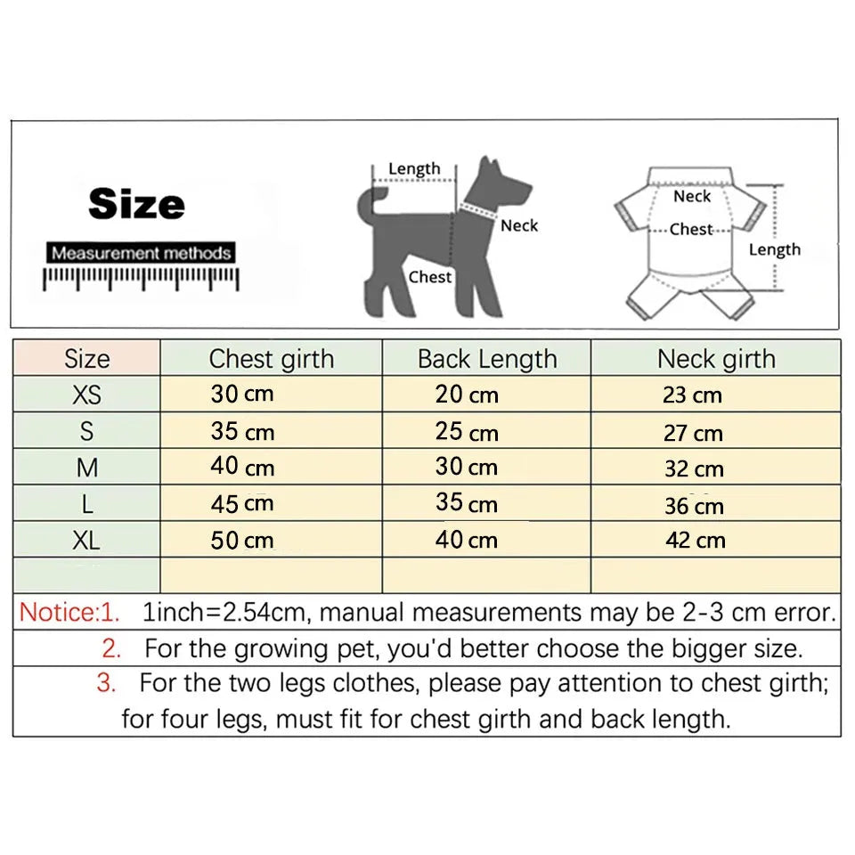 Fleece pet coat with hoodie for cats and dogs in six sizes from XS to XXL