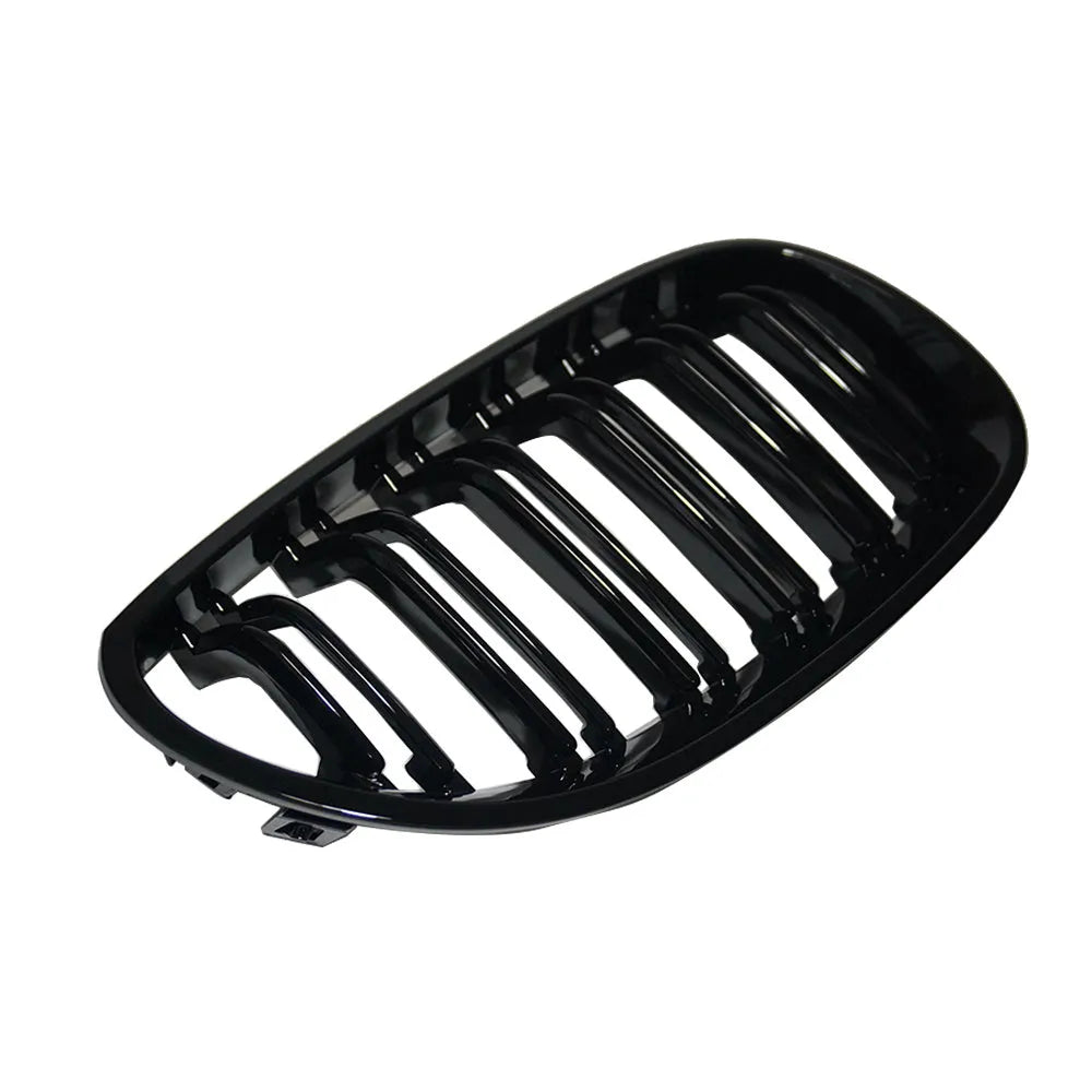 Pair of black carbon fibre look ABS grilles for BMW 5 Series E60 E66 models
